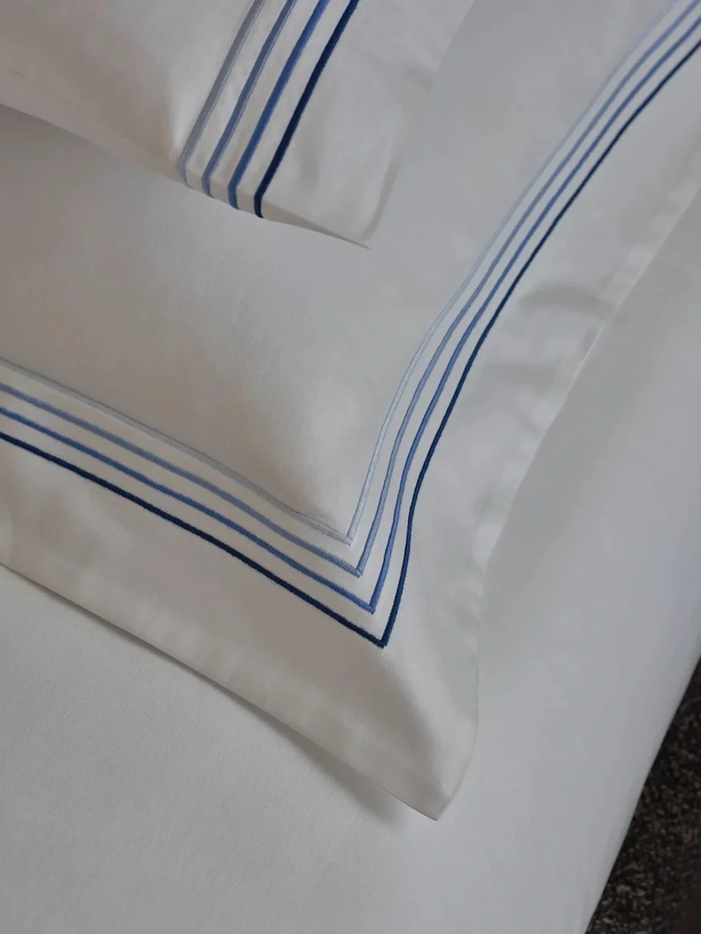 EUC Frette Cruise Sateen Sheet Set